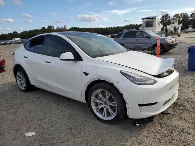 5YJYGDEE1MF233600 2021 2021 Tesla MODEL Y 4