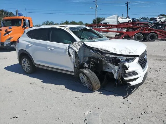 KM8J33A4XMU312450 2021 2021 Hyundai Tucson- Limited 4