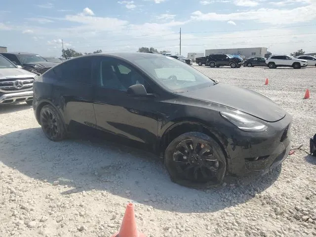 7SAYGDEE9NF437288 2022 2022 Tesla MODEL Y 4