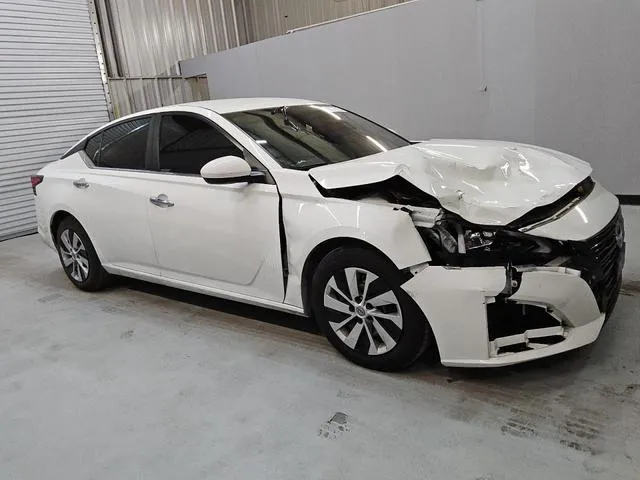 1N4BL4BV5PN337704 2023 2023 Nissan Altima- S 4