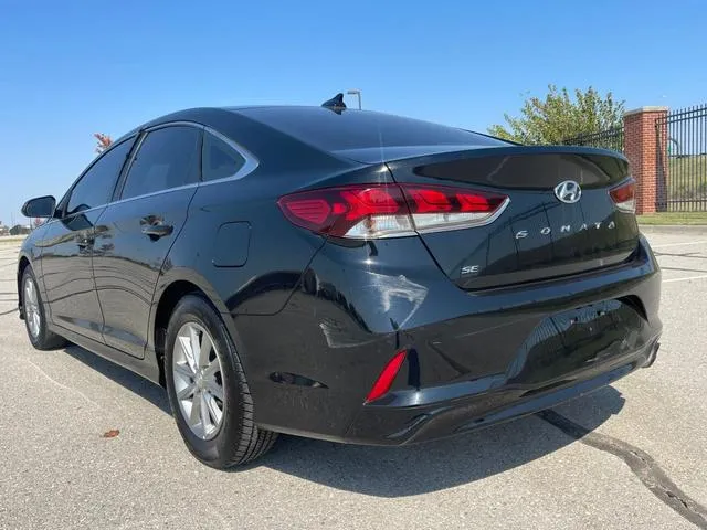 5NPE24AF1JH627482 2018 2018 Hyundai Sonata- SE 3