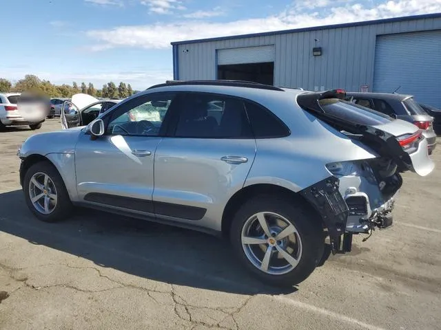 WP1AA2A54KLB02652 2019 2019 Porsche Macan 2