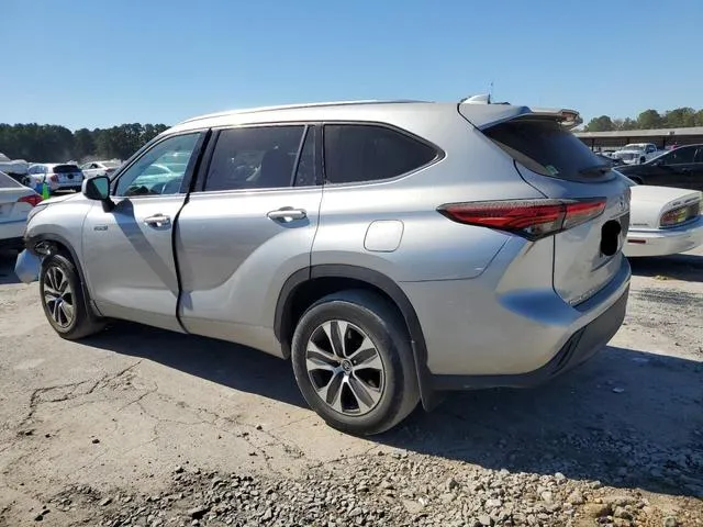 5TDGARAH2MS505450 2021 2021 Toyota Highlander- Hybrid Xle 2