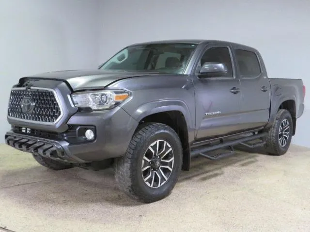 5TFAX5GN2HX082492 2017 2017 Toyota Tacoma- Double Cab 2