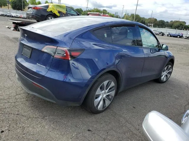 7SAYGDEE2PF592137 2023 2023 Tesla MODEL Y 3