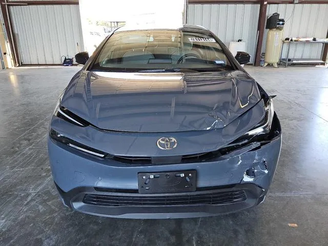 JTDACAAU5R3016564 2024 2024 Toyota Prius- LE 5