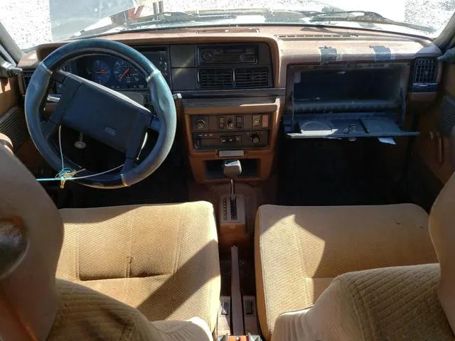 YV1AX8841H1239692 1987 1987 Volvo 244- DL 8