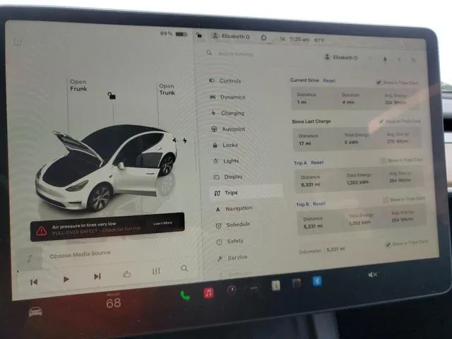 7SAYGDEE1RF084714 2024 2024 Tesla MODEL Y 9