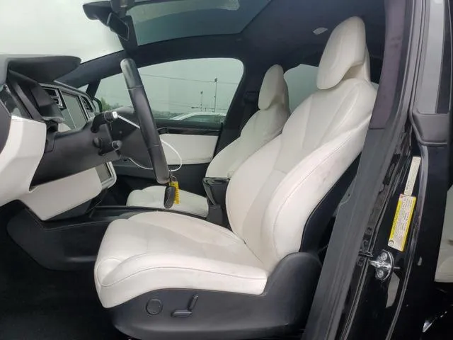 5YJXCBE21JF092671 2018 2018 Tesla MODEL X 7