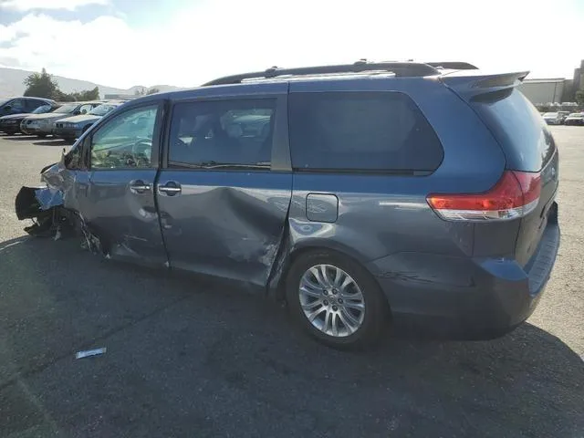 5TDYK3DC5ES499322 2014 2014 Toyota Sienna- Xle 2