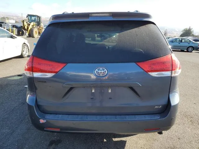 5TDYK3DC5ES499322 2014 2014 Toyota Sienna- Xle 6