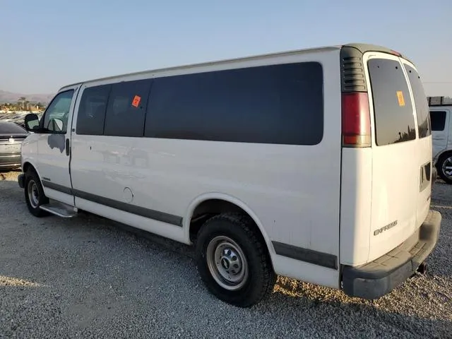 1GAHG39R321113335 2002 2002 Chevrolet Express 2