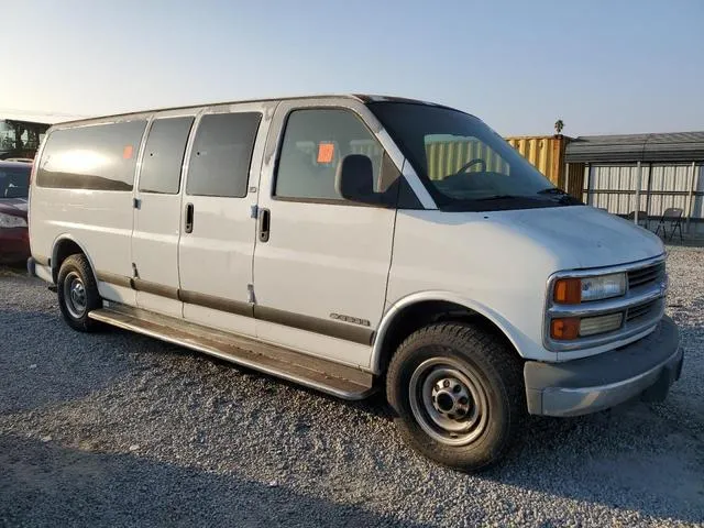 1GAHG39R321113335 2002 2002 Chevrolet Express 4