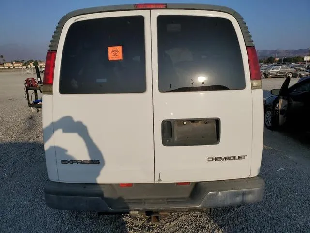 1GAHG39R321113335 2002 2002 Chevrolet Express 6