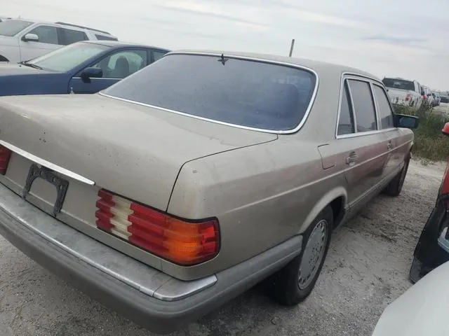 WDBCA39E1KA479955 1989 1989 Mercedes-Benz 560- Sel 3