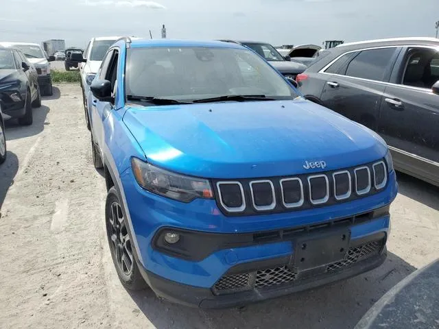 3C4NJDBB7NT115018 2022 2022 Jeep Compass- Latitude 5