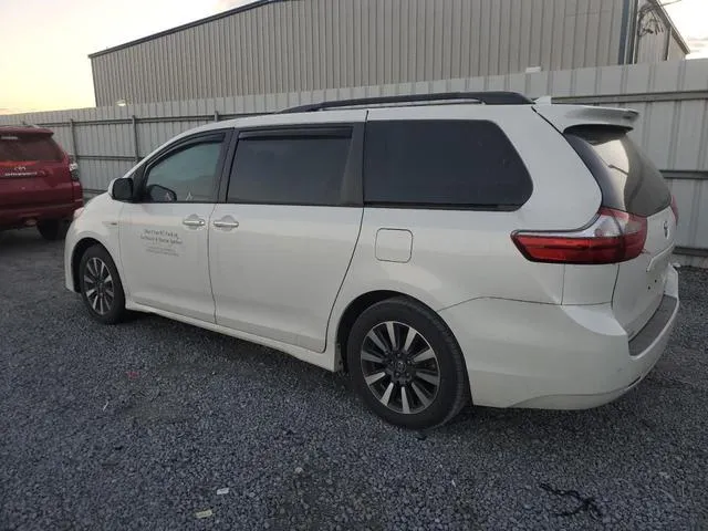 5TDDZ3DC9LS228299 2020 2020 Toyota Sienna- Xle 2