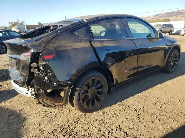 7SAYGDEE8RF084497 2024 2024 Tesla MODEL Y 3