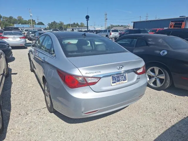 5NPEC4AC1CH470526 2012 2012 Hyundai Sonata- SE 3