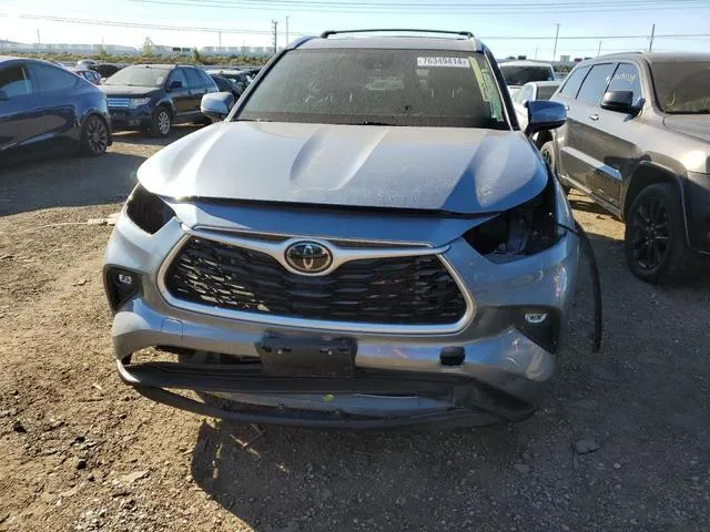 5TDHZRBH2MS060736 2021 2021 Toyota Highlander- Xle 5