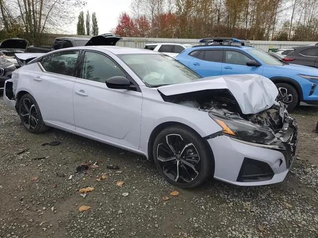 1N4BL4CV9RN396319 2024 2024 Nissan Altima- SR 4