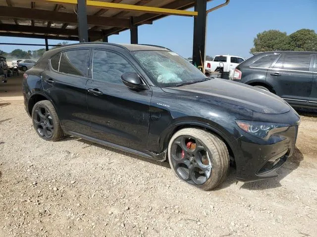 ZASPAKBN6R7D71465 2024 2024 Alfa Romeo Stelvio- TI 4