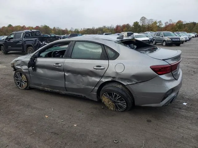 3KPF54AD2NE490363 2022 2022 KIA Forte- Gt Line 2