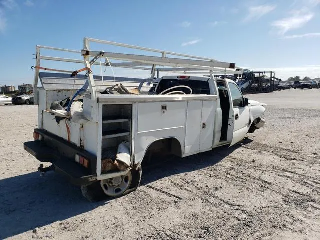 1GBHC24U87E154105 2007 2007 Chevrolet Silverado- C2500 Heav 3