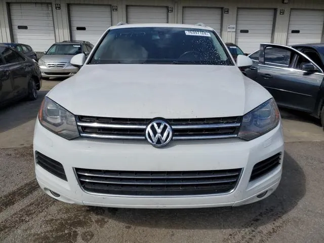 WVGEF9BP8DD006173 2013 2013 Volkswagen Touareg- V6 5