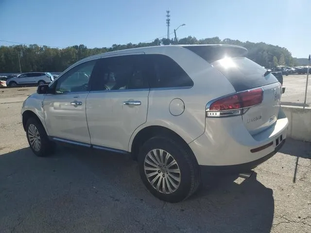 2LMDJ6JK9CBL03184 2012 2012 Lincoln MKX 2