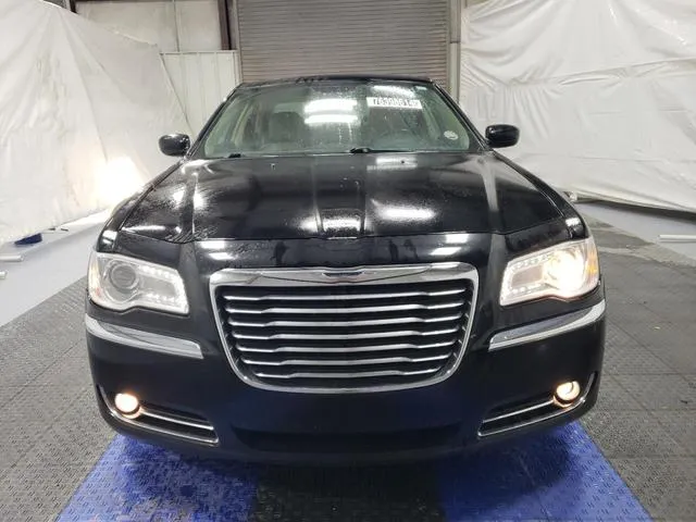 2C3CCARG0EH309792 2014 2014 Chrysler 300 5