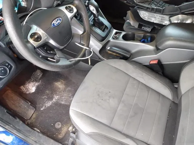 1FMCU9G97FUC65425 2015 2015 Ford Escape- SE 10