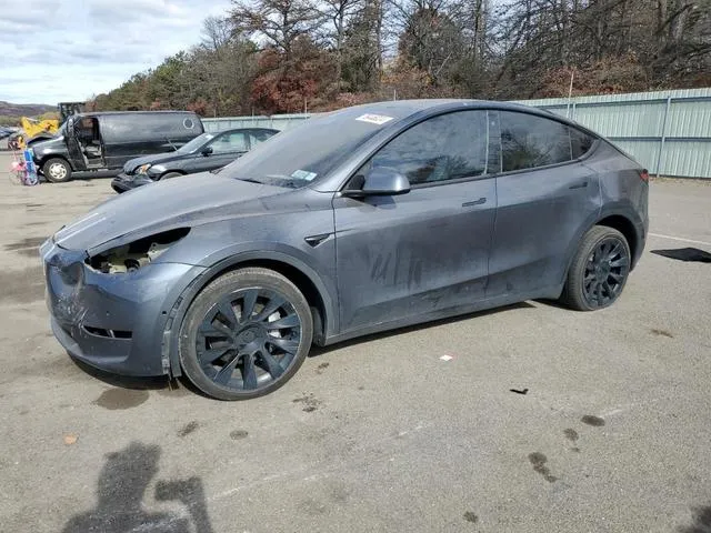 7SAYGDEE0NF450432 2022 2022 Tesla MODEL Y 1