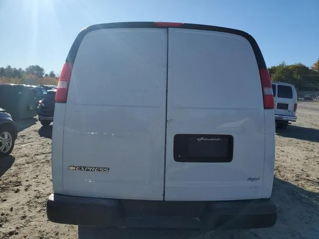 1GCWGBFP1K1240466 2019 2019 Chevrolet Express 6