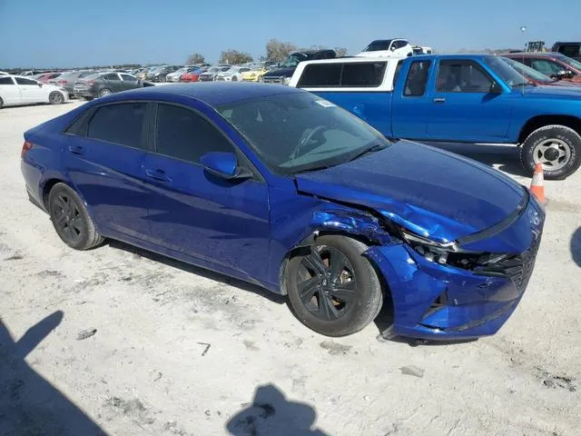 KMHLM4AG6NU357375 2022 2022 Hyundai Elantra- Sel 4