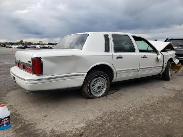 1LNLM82W6VY681822 1997 1997 Lincoln Town Car- Signature 3