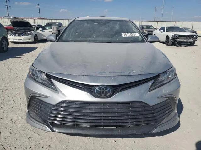 4T1C11AKXNU652393 2022 2022 Toyota Camry- LE 5