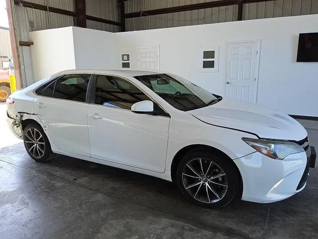 4T1BF1FKXHU357210 2017 2017 Toyota Camry- LE 4