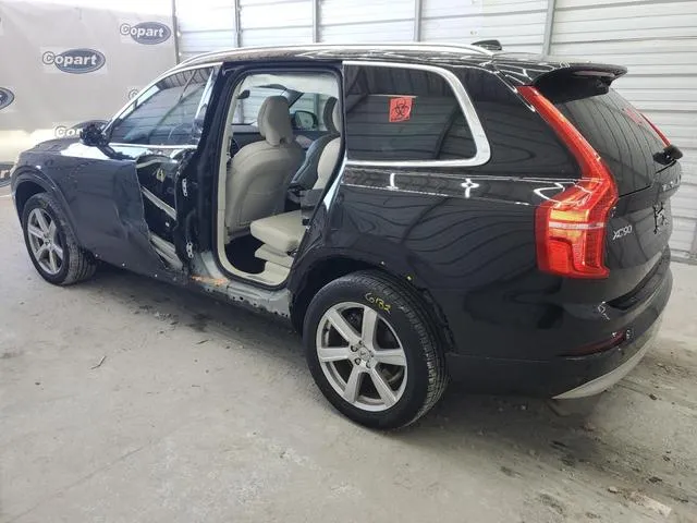 YV4102PK6N1834294 2022 2022 Volvo XC90- T5 Momentum 2