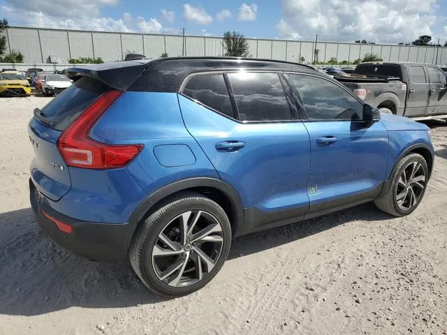 YV4162UM0M2467891 2021 2021 Volvo XC40- T5 R-Design 3