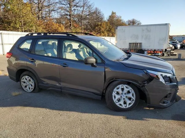 JF2SKACC8NH518298 2022 2022 Subaru Forester 4