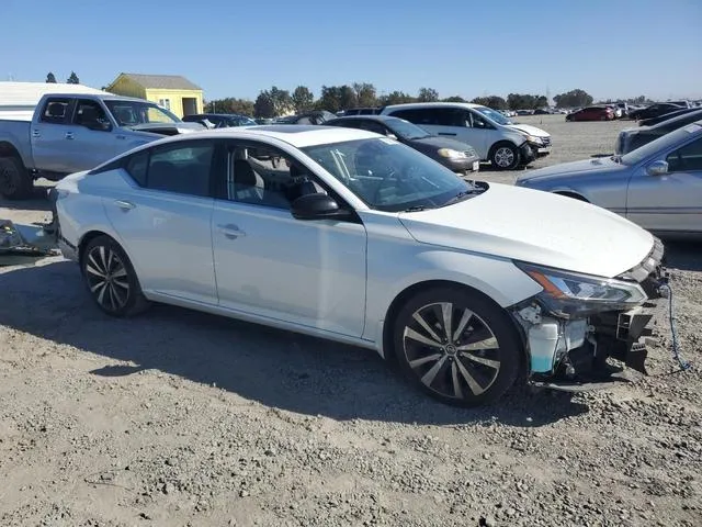 1N4BL4CV3LN313281 2020 2020 Nissan Altima- SR 4