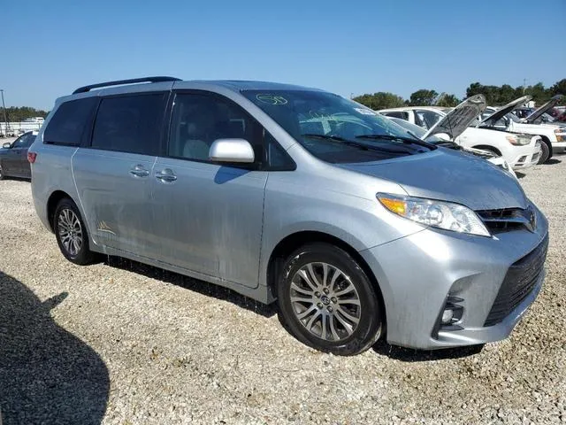 5TDYZ3DC6LS024786 2020 2020 Toyota Sienna- Xle 4