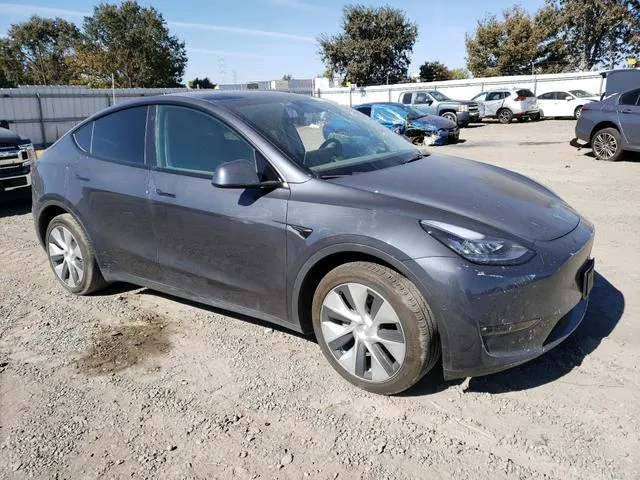 5YJYGDEEXMF276915 2021 2021 Tesla MODEL Y 4