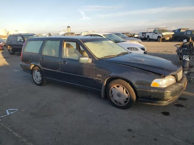 YV1LW5544W2372100 1998 1998 Volvo V70 4