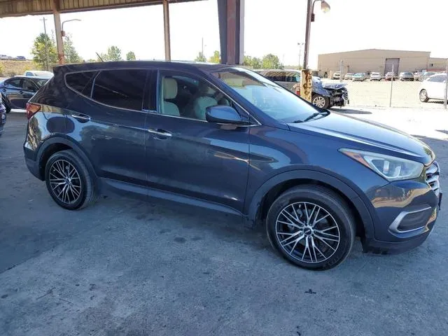 5NMZT3LB7JH077432 2018 2018 Hyundai Santa Fe 4