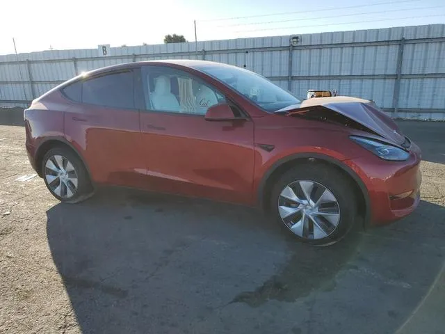 7SAYGDED9RF015115 2024 2024 Tesla MODEL Y 4