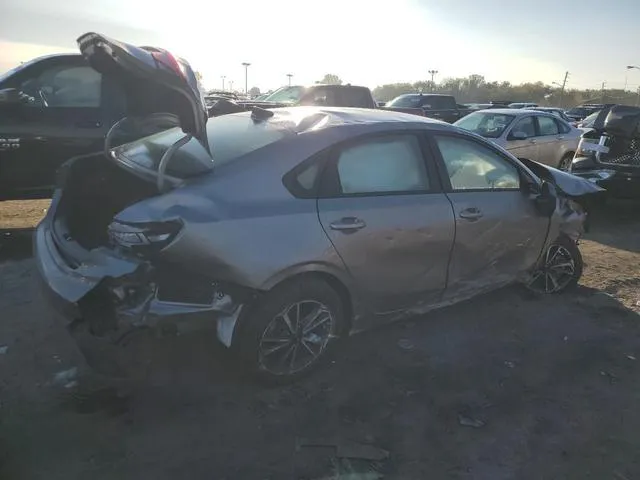 3KPF24AD1PE593639 2023 2023 KIA Forte- LX 3