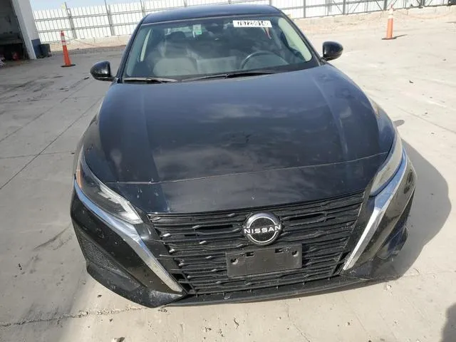 1N4BL4DV4PN360095 2023 2023 Nissan Altima- SV 5