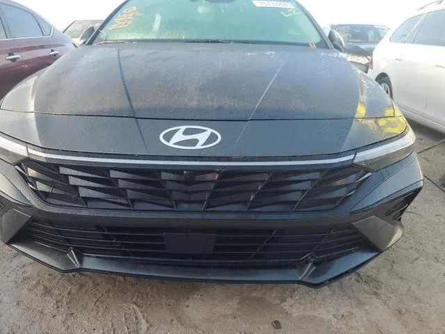 KMHLP4DG2RU661649 2024 2024 Hyundai Elantra- Limited 5